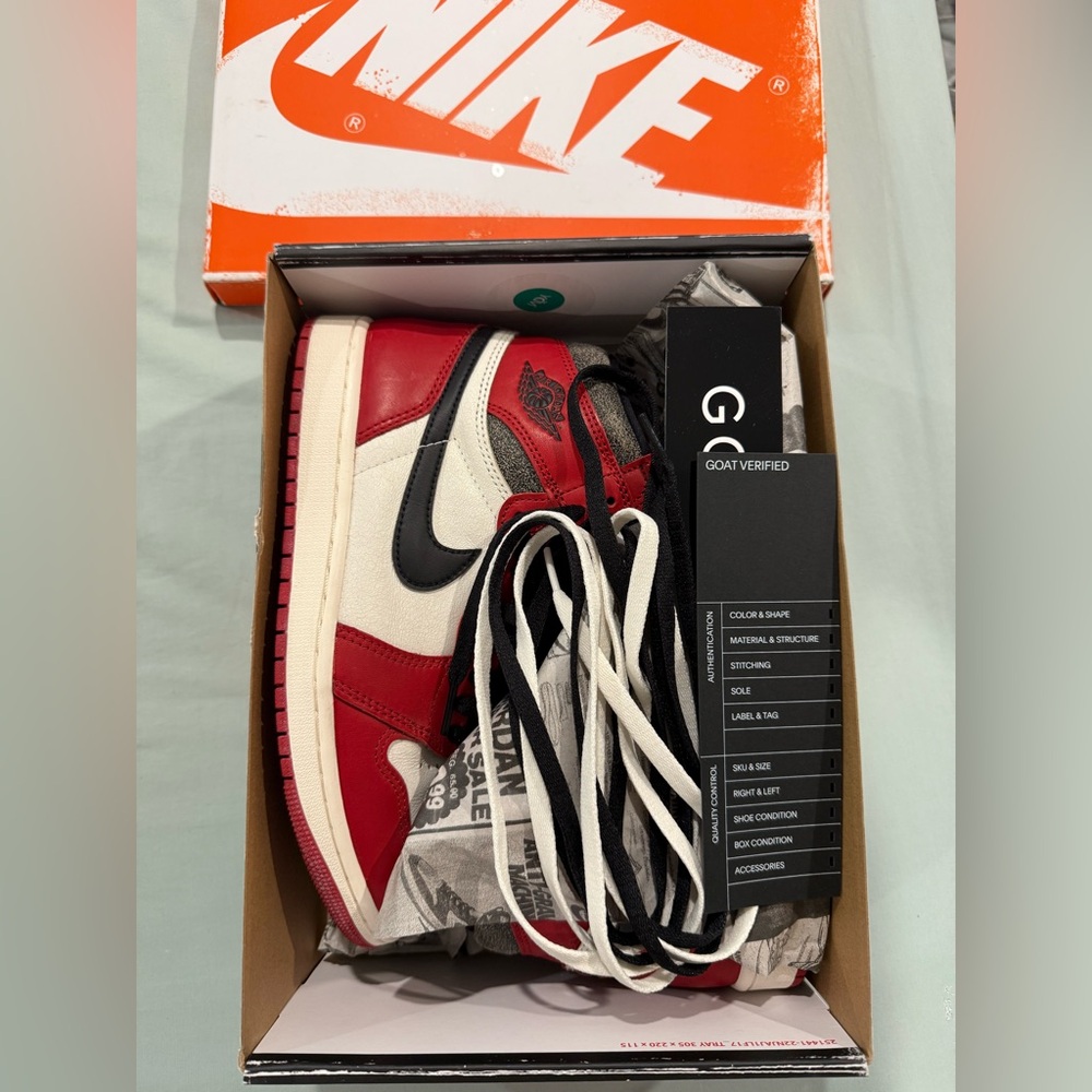 Nike Air Jordan 1 Retro High OG ‘Chicago Lost & Found’ Men’s Size 8 - Picture 10 of 15